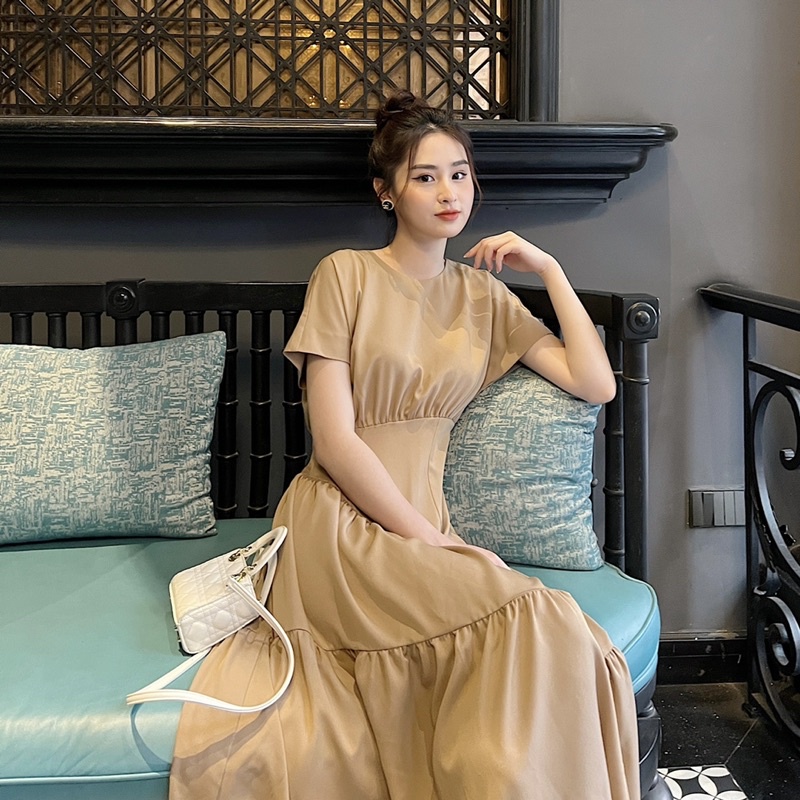 Lilly Dress / Đầm maxi suôn dài ráp bèo tầng