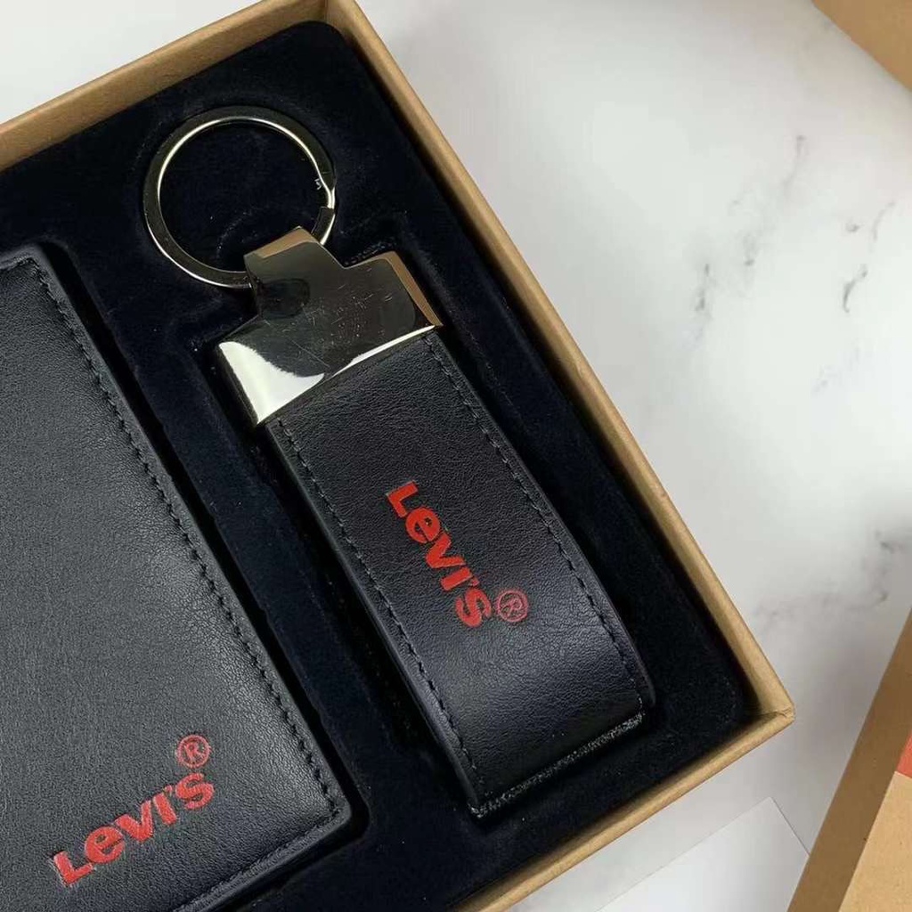 Ví levis full box kèm móc khoá da thật