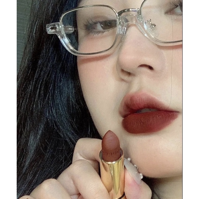 Son màu Gucci Lip Colour Rouge vỏ hoa 3.5gr