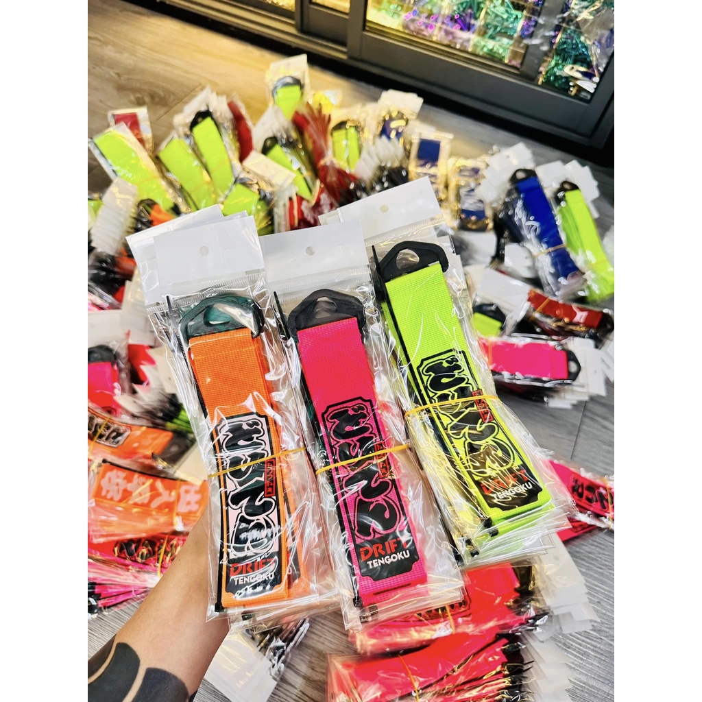 MÓC KHÓA DÂY CẢNG SAU XE MÁY