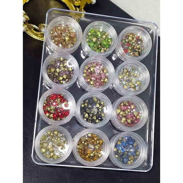 Khay đá chân nhọn mix size 12 màu, đá đính móng nail
