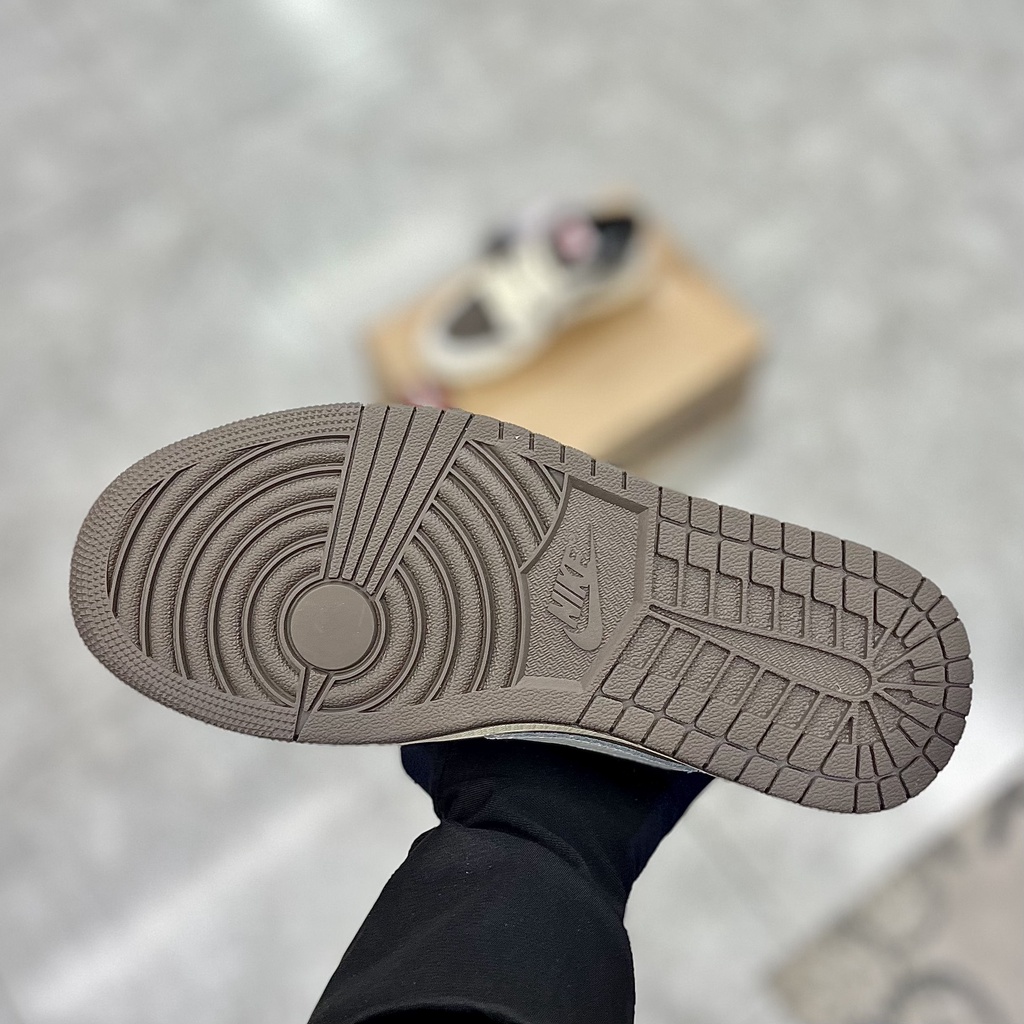 Giày thể thao sneaker JD1 Low Travist Reverse Mocha