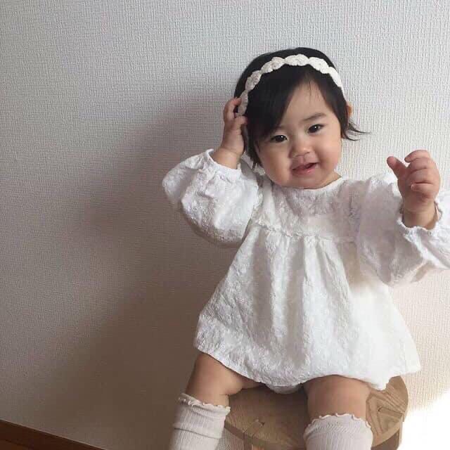 Set áo babaydoll họa tiết hoa thêu kèm quần bí cho bé gái