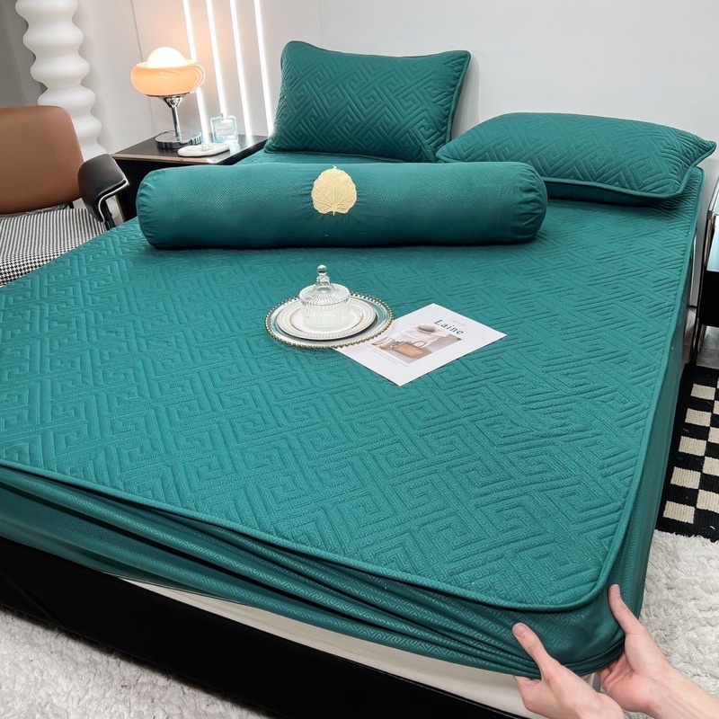 Bộ ga lụa Vân chìm Trần bông thêu họa tiết chữ vạn sét 4 món y hình