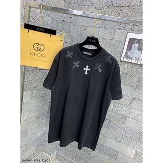 phông chrome Hearts thêu ra chữ thập