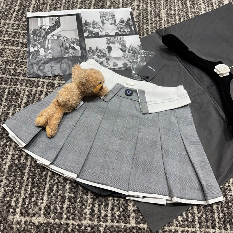 Chân váy 13de marzo kẻ ghi