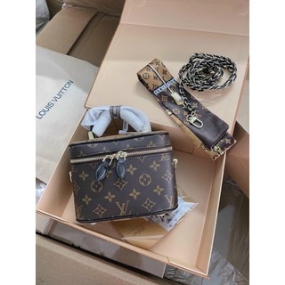 Túi LV hàng 2box( có ảnh thật) Size 18 và 20