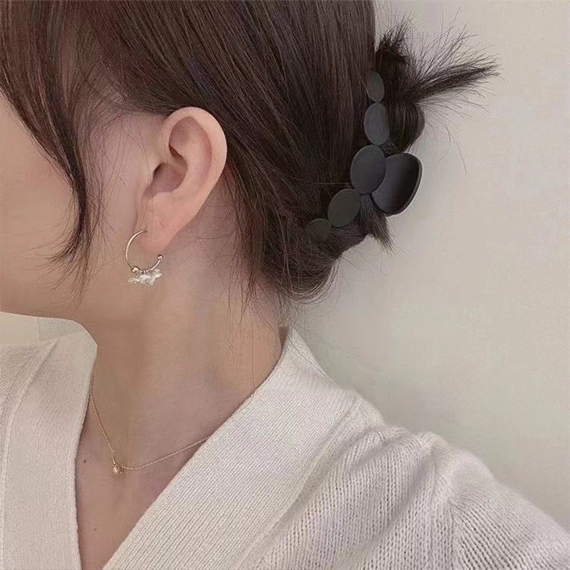 Kẹp Tóc Nhám Màu Nâu Trà Sữa.