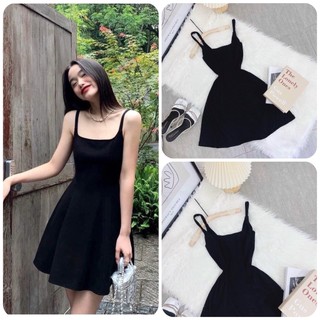 Đầm đen 2s basic xoè