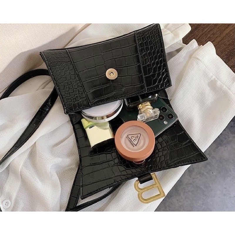 Túi xách nữ đeo chéo phong cách hàn quốc khoá chữ B