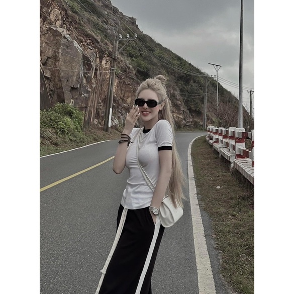 Set body áo kèm chân váy siêu hot chất tăm siêu xinh