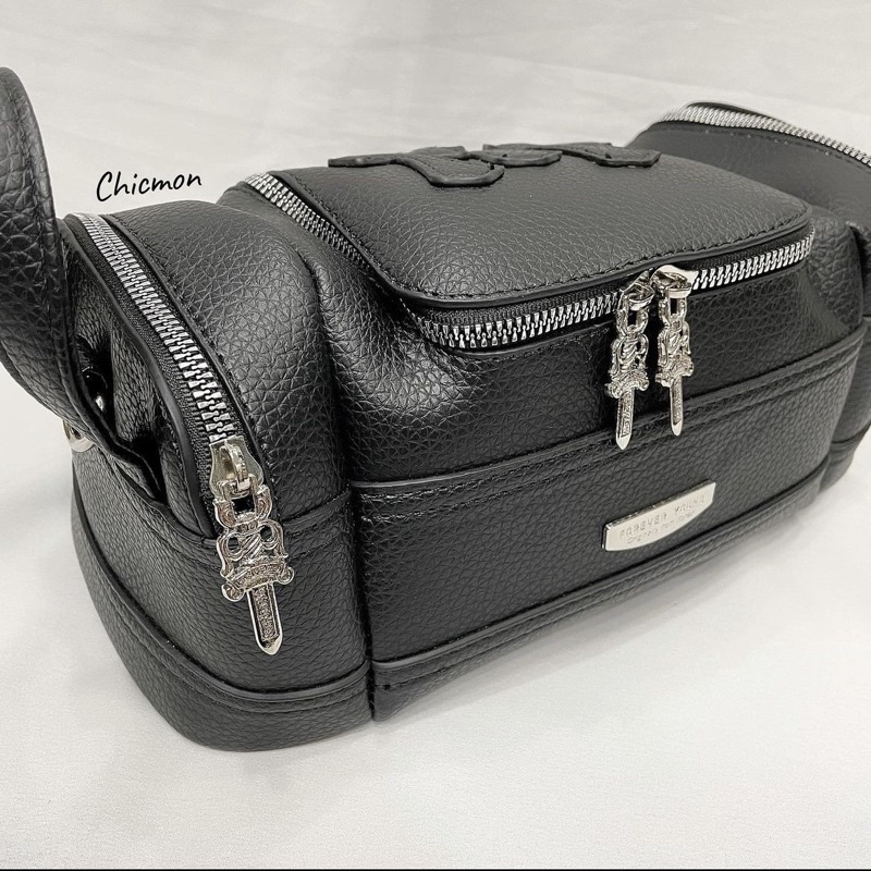 TÚI CH dáng hộp cá tính