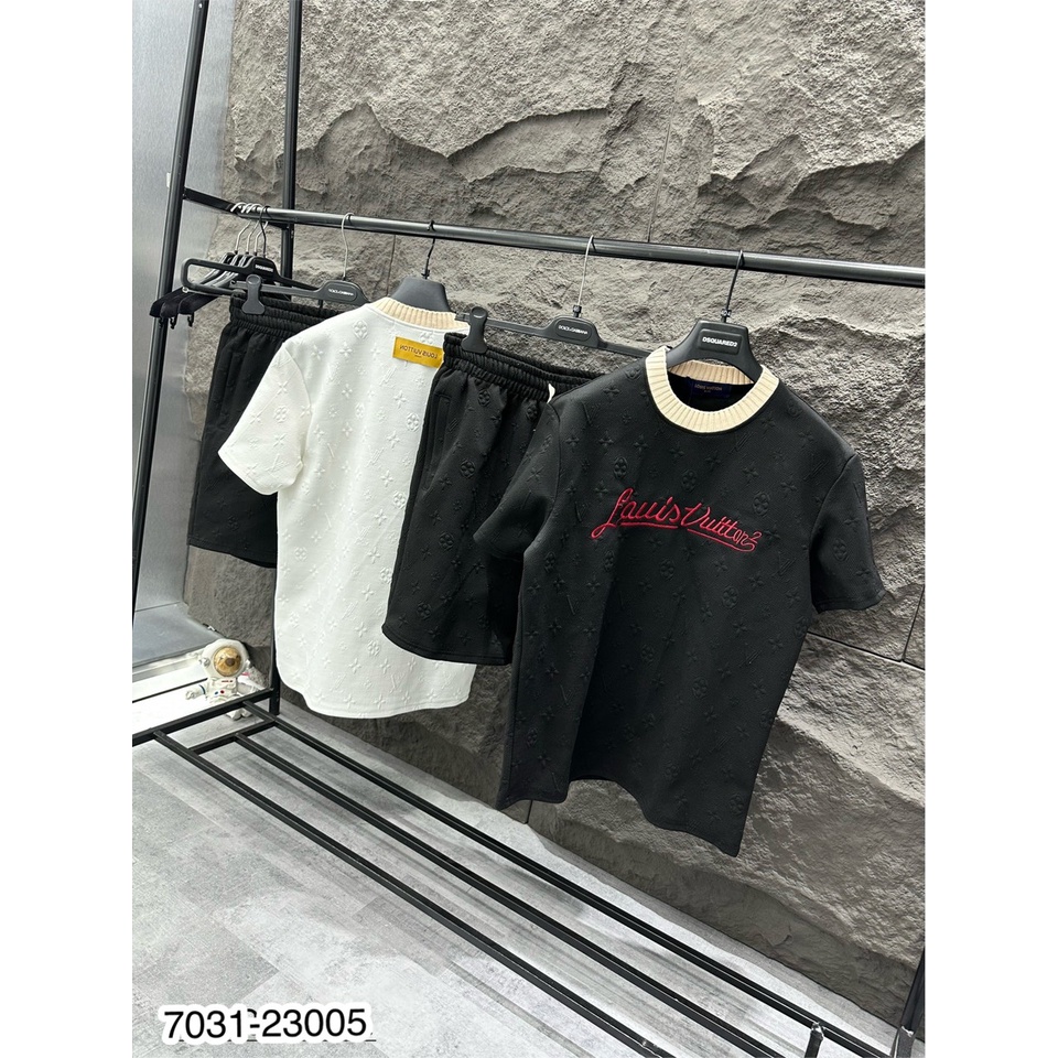 Bộ Quần Áo Nam LV Dập Vân Nổi Họa Tiết Chất Cotton Xốp Cực Nét - Bộ Đồ Nam Cao Cấp Hot Hit