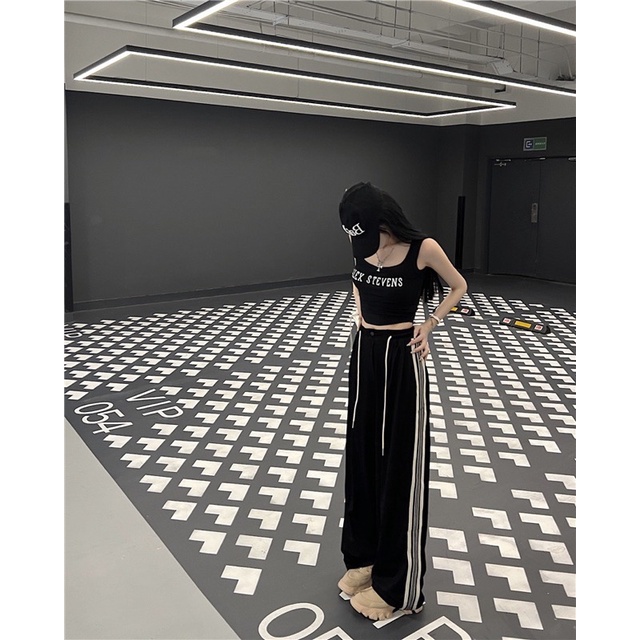 SET THỂ THAO CHẠY VIỀN ÁO ALEX ĐEN