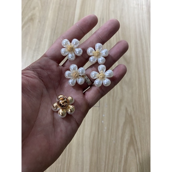 nơ đá kết ( hợp kim không rỉ )