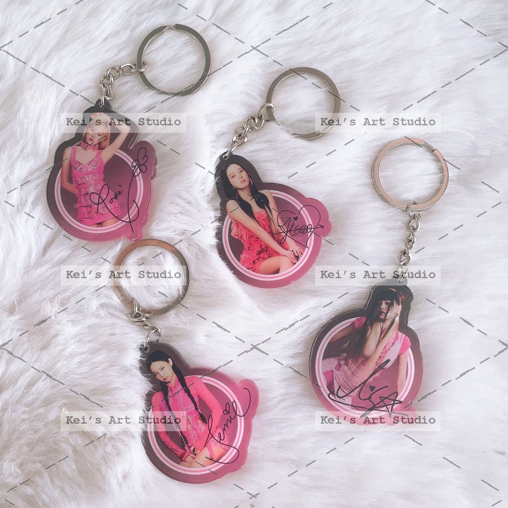 Móc khóa  blackpink thiết kế độc đáo: on the ground, lalisa, shut down, pink venom,...