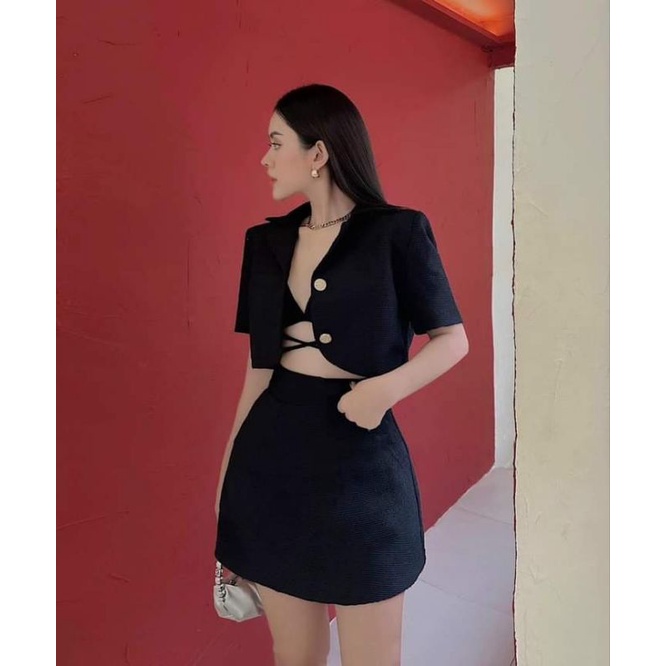 SET 3 MÓN: KHOÁC CROP VEST KÈM BRA CỘT DÂY EO + CHÂN VÁY  6M