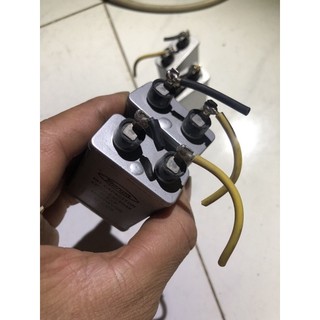 Cặp tụ dầu marcom 1600WVDC 0.2uf tháo máy