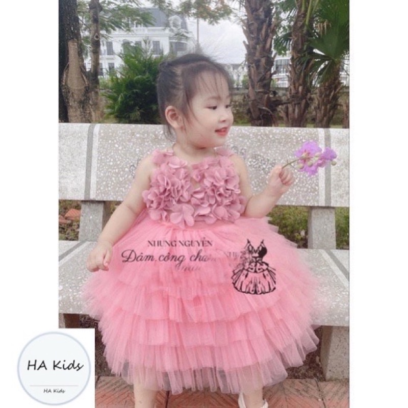 Váy công chúa bé gái