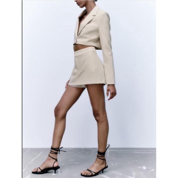 Made in Morocco - Blazer ZARA blazer dáng crop và quần váy DVK09N4055N10