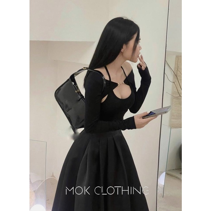 Áo cổ yếm hở ngực dài tay thun gân hot girl