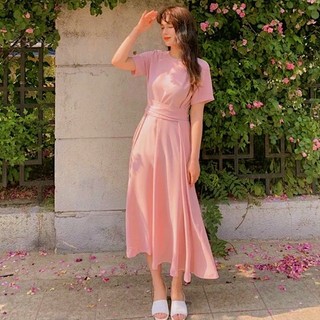 Đầm hồng ruốc cổ tròn chéo eo