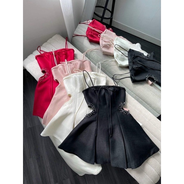 Đầm hai dây khoét eo viền đá Wabisabi N1702