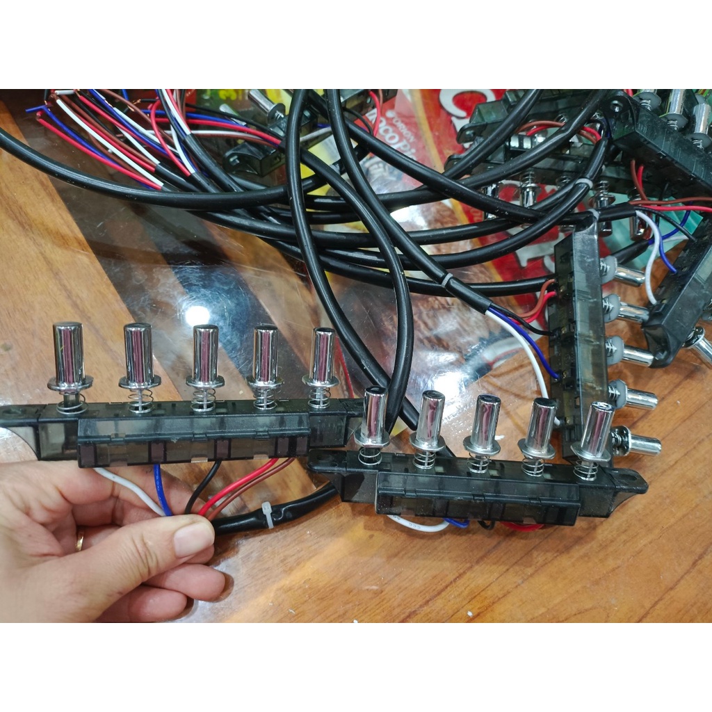 Phím bấm của máy hút mùi 220v | BigBuy360 - bigbuy360.vn