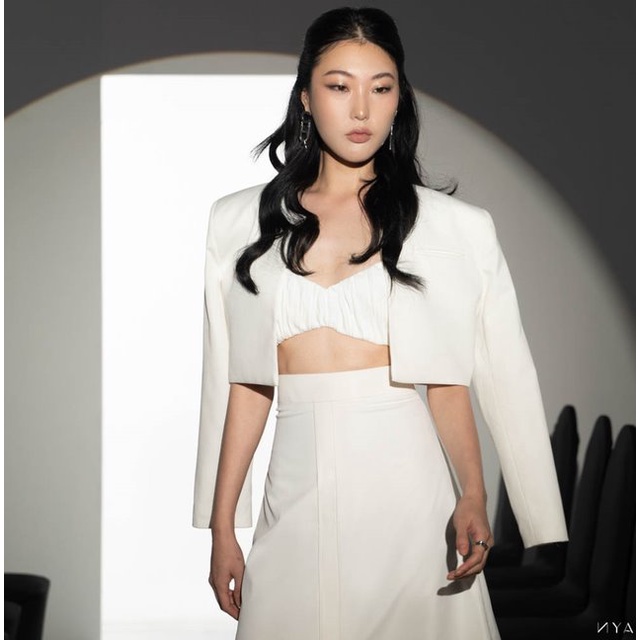 Vest lửng, độn vai, cổ tròn túi xẻ ngực 1 bên GOOBER VEST| NYA STUDIO