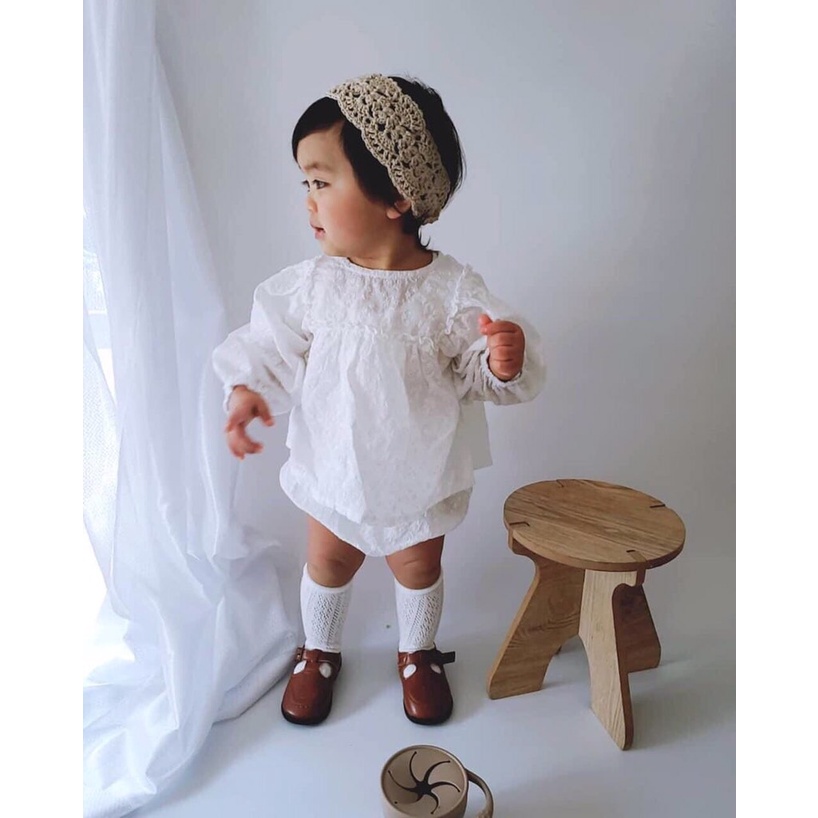 Set áo babaydoll họa tiết hoa thêu kèm quần bí cho bé gái