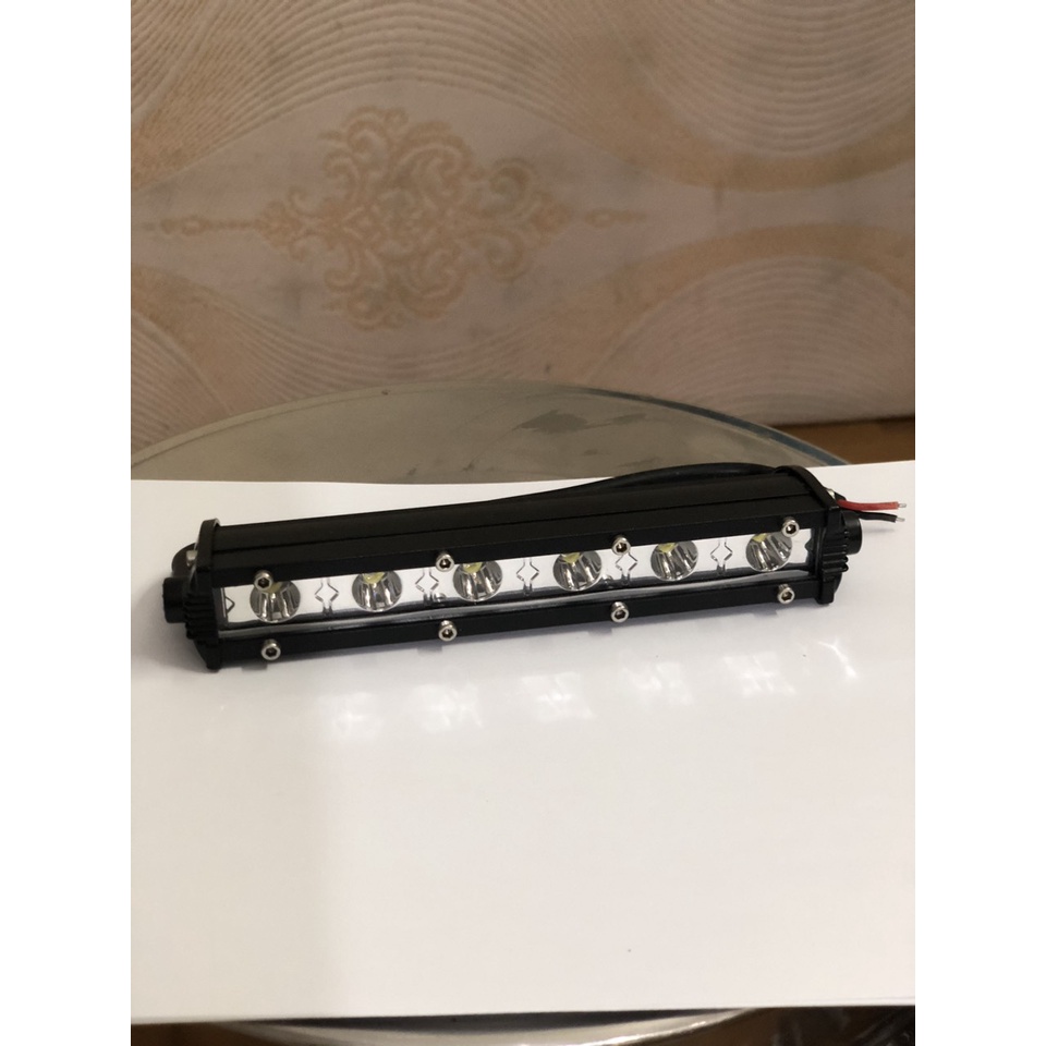 Đèn trợ sáng Led 6 Bóng Dài tặng công tắc