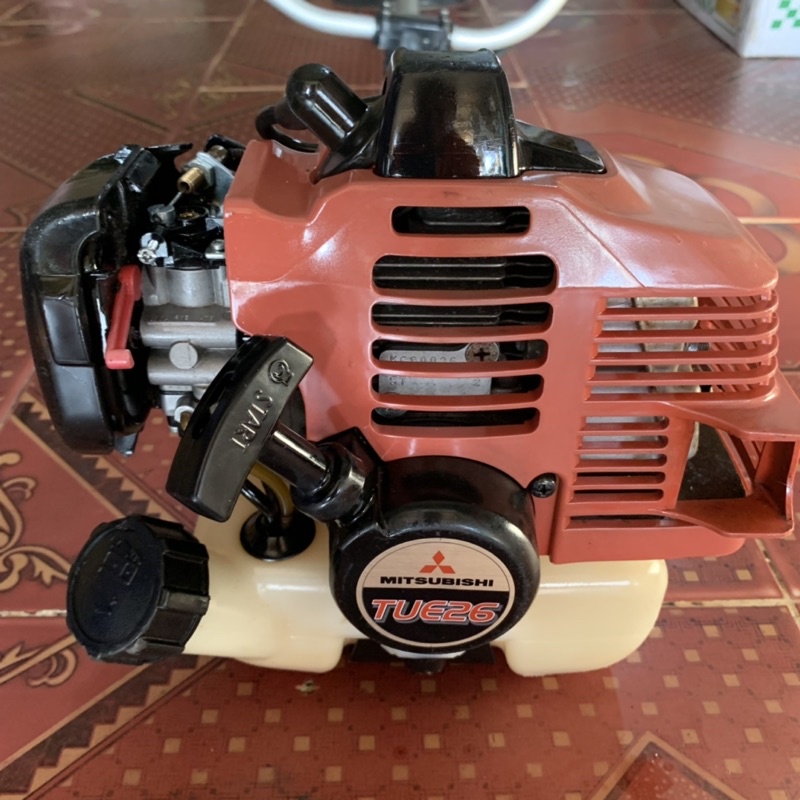 MÁY CẮT CỎ MITSUBISHI TUE26 CHÍNH HÃNG NHẬT BÃI GIÁ SỈ