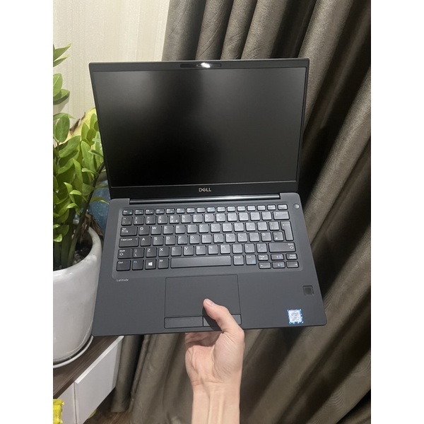 Siêu Phẩm Laptop Dell Latitude 7390 Core i5/8350U/8GB/SSD/13.3''/Full HD-TS/Win10) Có Vân Tay Siêu Sang