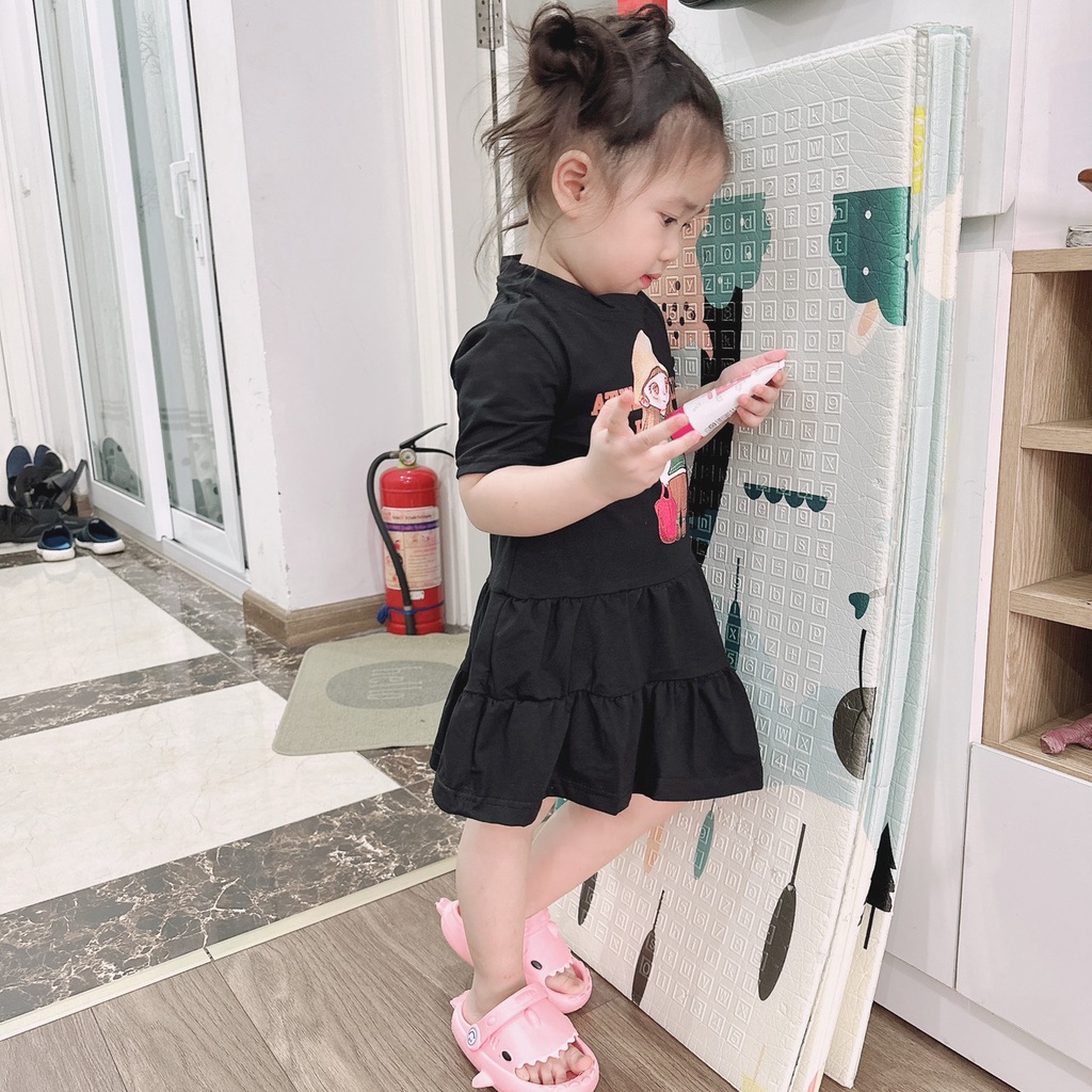 BÁN SỈ VÁY BÉ GÁI ĐUÔI CÁ MÀU ĐEN CÔ GÁI