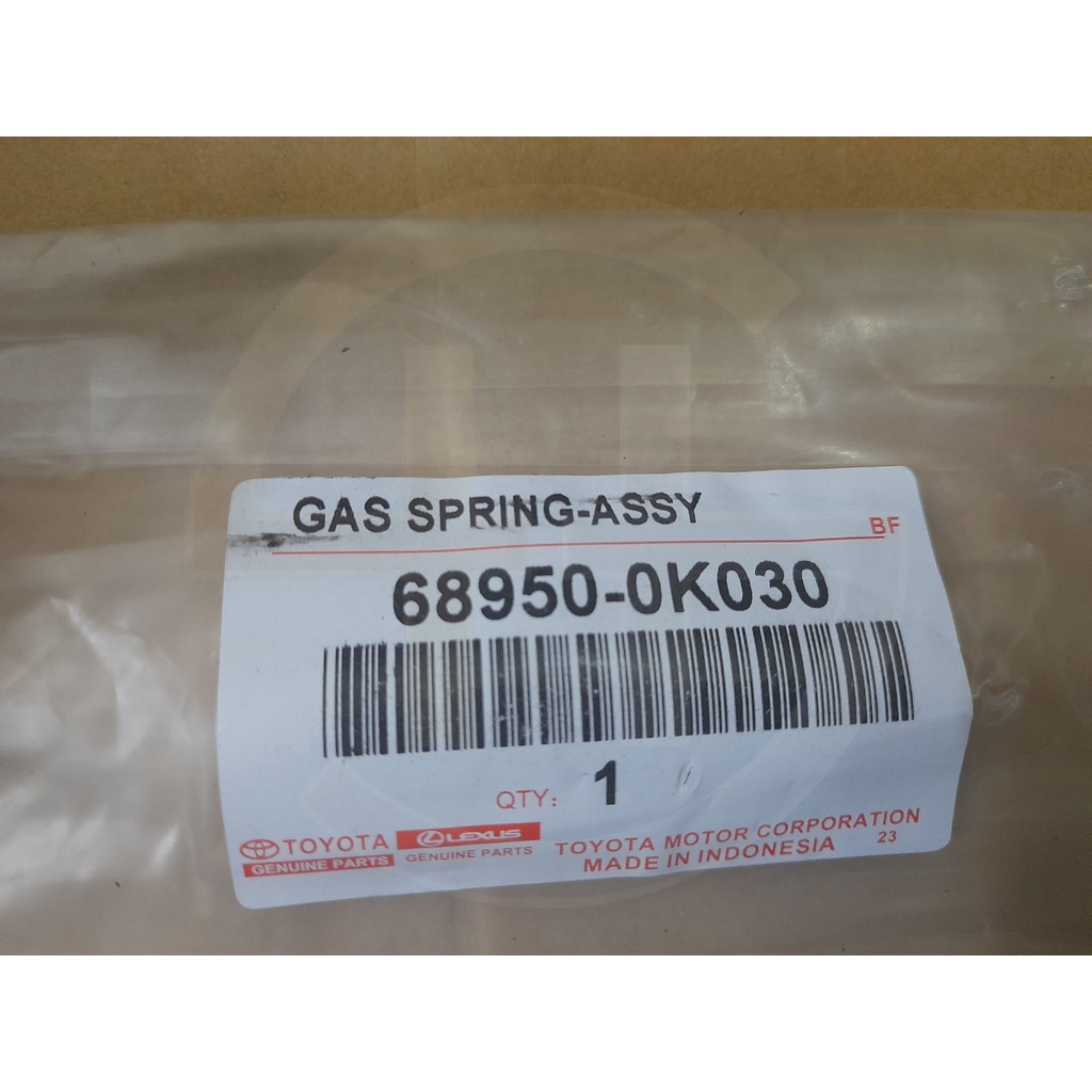 Ty chống cốp sau Toyota Innova cao cấp | 689500K030