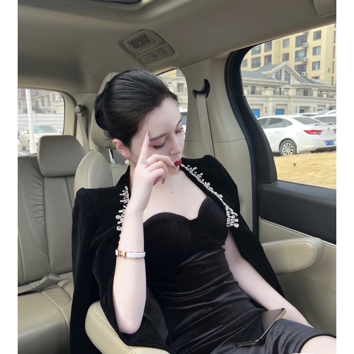 Khuyên Móc hạt ngọc trai nhân tạo đơn giản sang trọng KT403