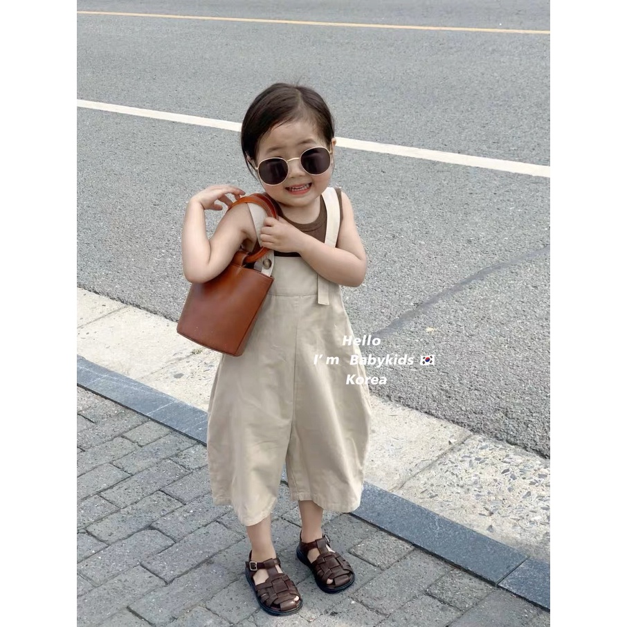 Set yếm kem áo nâu bé gái