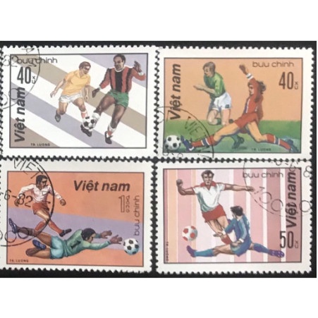 Bộ Tem Việt Nam Sưu Tầm Chủ Đề Bóng Đá năm 1982 - 8 con