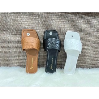Dép thời trang Prada trần trám mũi vuông