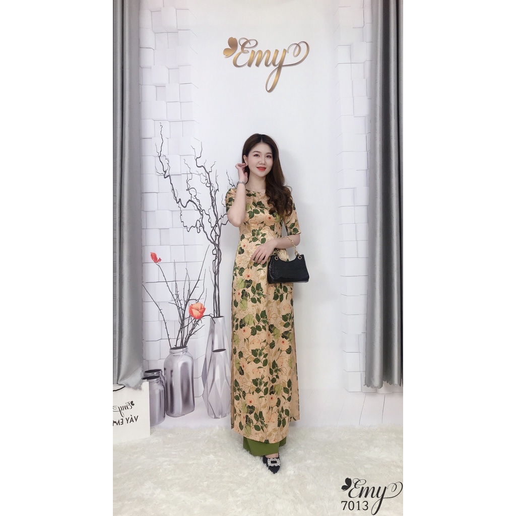 EMY EM7013 Sét Áo Dài Lụa Vân Pháp Cổ Tròn