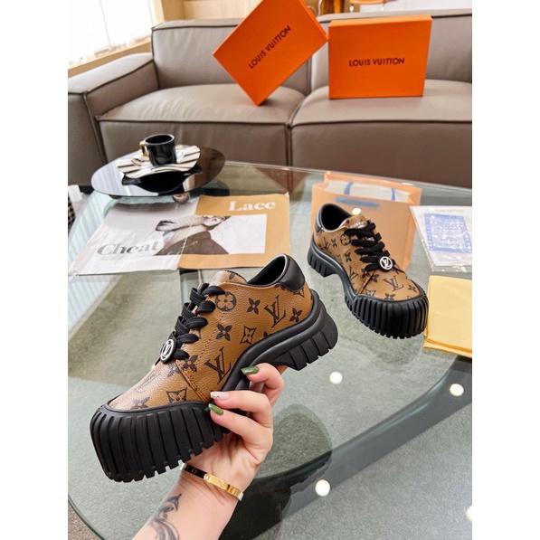 Giày nữ Louis Vuitton size từ 35-41