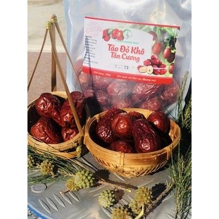 Táo đỏ Tân Cương sấy khô loại 1 gói 500g