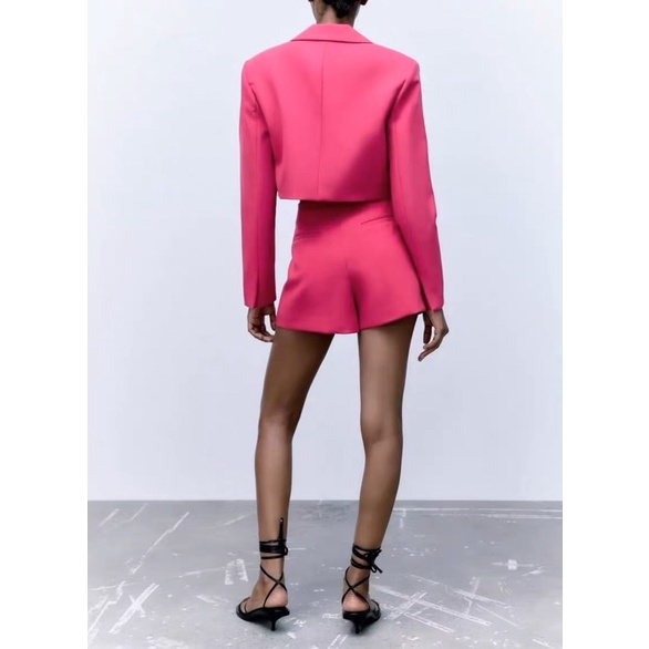 Made in Morocco - Blazer ZARA blazer dáng crop và quần váy DVK09N4055N10