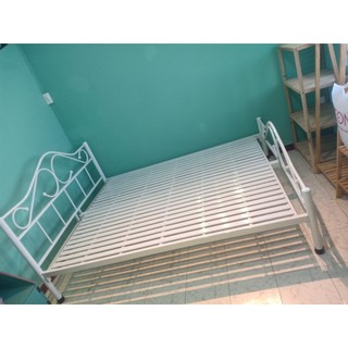 Giường sắt cổ điển mẫu độc quyền,