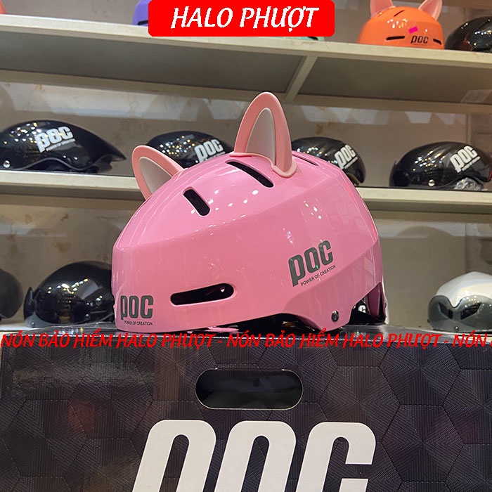 Tai mèo gắn nón bảo hiểm