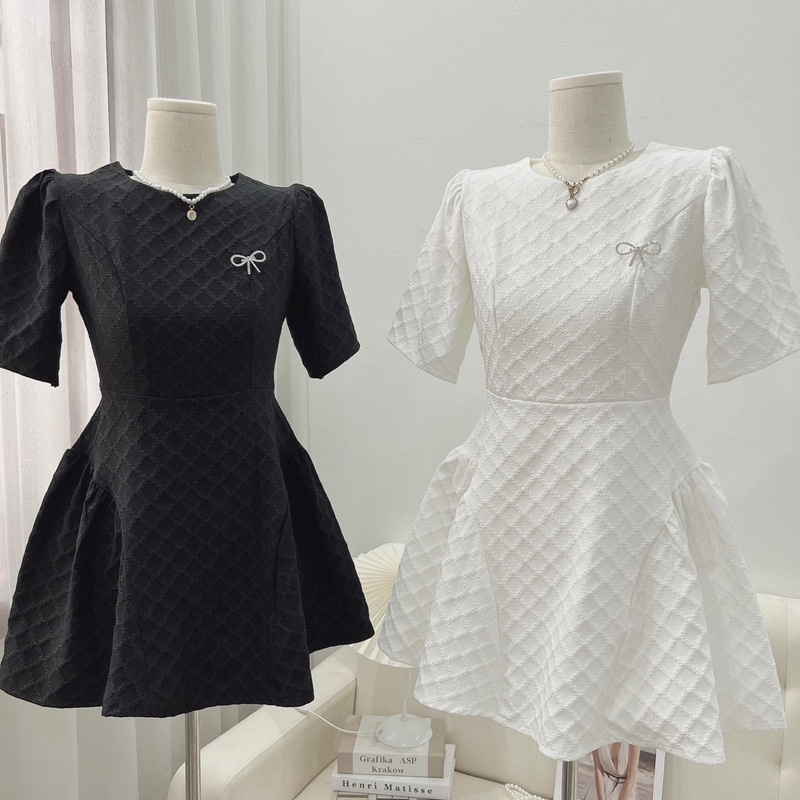 Váy xốp gấm xoè kèm tag đá