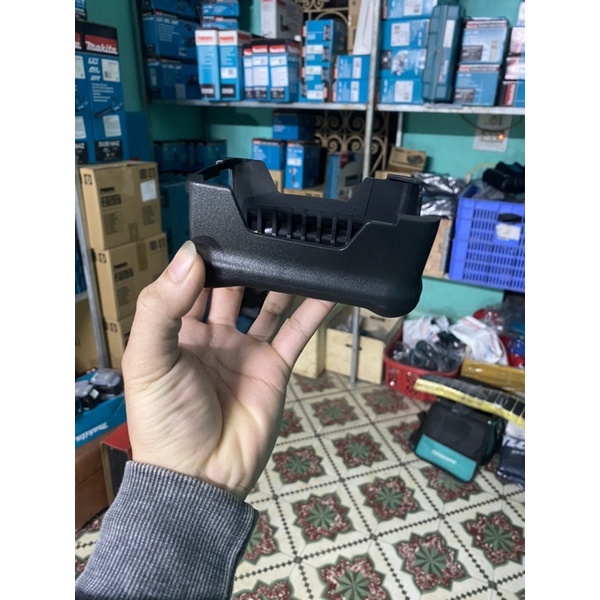 Đế caosu lót pin 18V của makita chính hãng