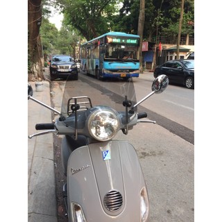 Kính chắn gió xe máy Vespa LX125