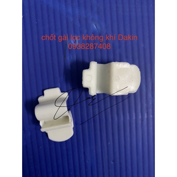 Chốt gài lọc không khí Dakin
