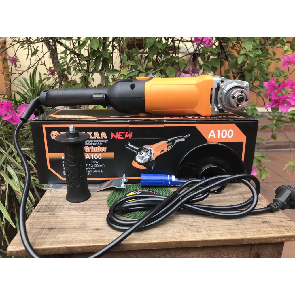 Máy cắt cầm tay NATAKA 950W ,công tắc bóp,lưỡi cắt 100mm chuyên cắt sắt,nhôm,gạch,đá hoa cương,mài góc